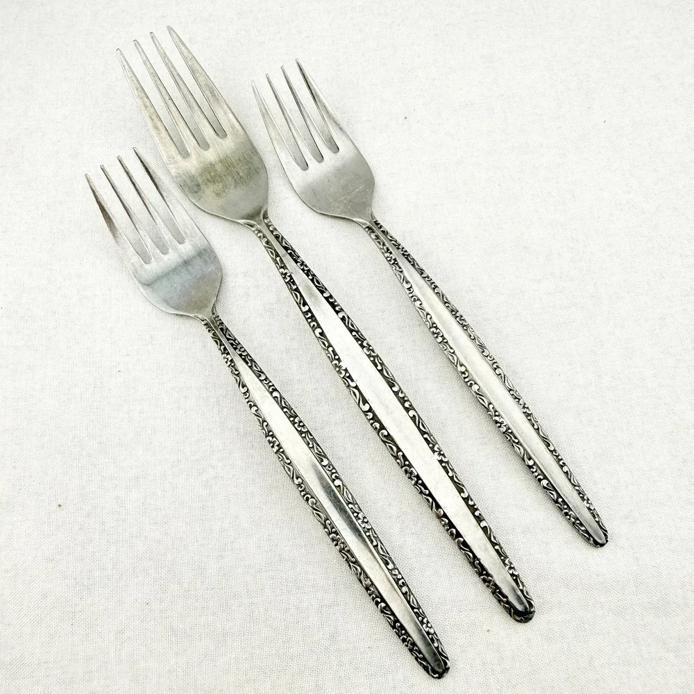 United Silver Co Stainless Japan Floral Scroll Edge Flatware Lot of 14 USI17 MCM